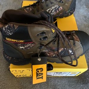 New men’s CAT composite work boots